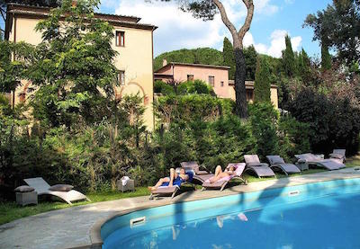 piscina del borgo-last minute Capodanno e Natale